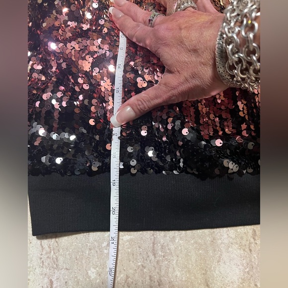 🩷🖤 Forever 21 Sequin Bomber Jacket🩷🖤SZ S-NWT - Picture 14 of 16